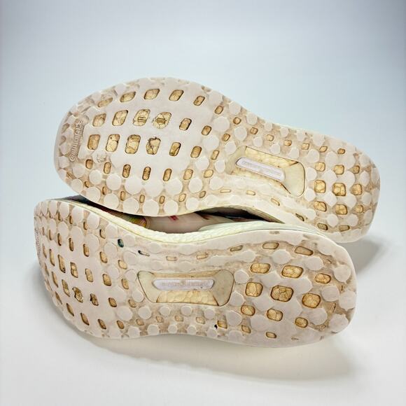 Adidas UltraBoost 4.0 DNA Multicolor Lace Up Running Shoes GZ7098 Women's Sz 9.5 - Picture 8 of 11